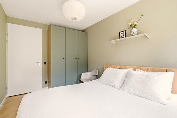 Medium property photo - Van Oldenbarneveldtstraat 52H, 1052 KC Amsterdam